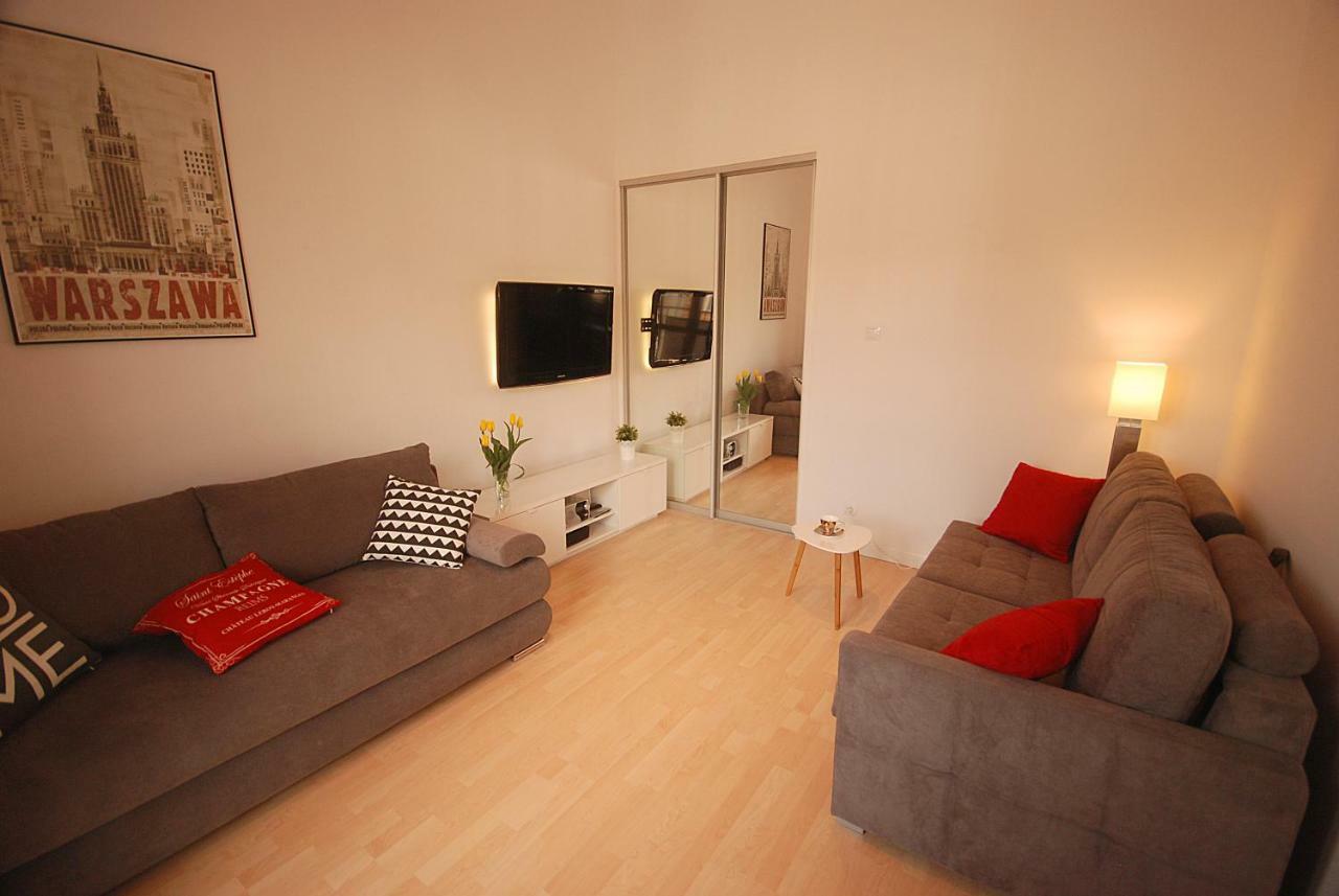 Nowy Apartament Wilcza Warsaw Exterior photo