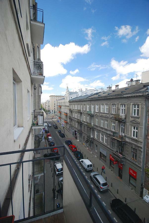 Nowy Apartament Wilcza Warsaw Exterior photo